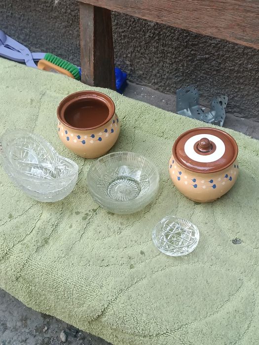 Разнообразная посуда