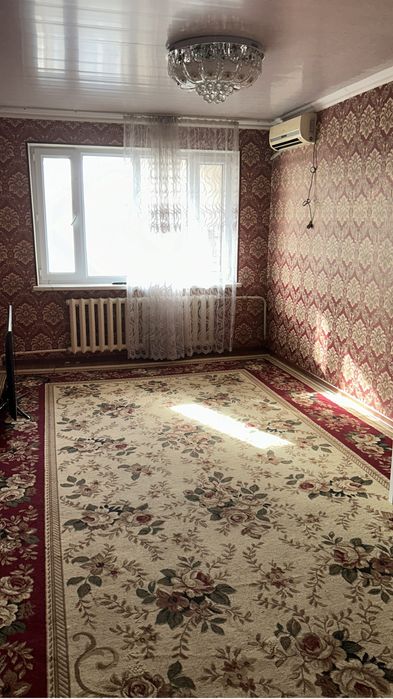 Түркістан мкр.1 квартира 3бөлмелі