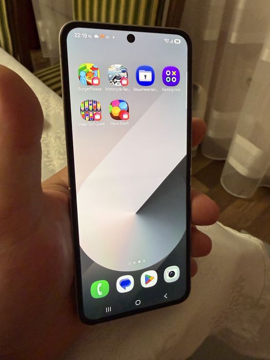 Samsung Z Flip 6