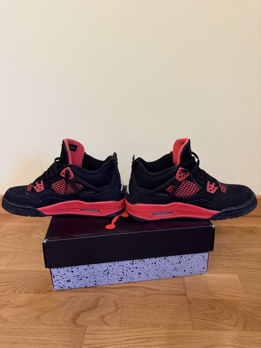 Air Jordan 4 Retro Red Thunder