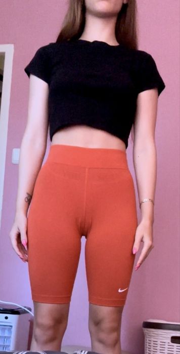 Дамски спортен клин Nike