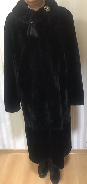 Продам цигейковую шубу