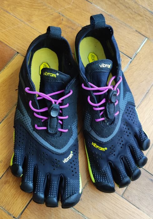 "Маратонки" VIBRAM Five Fingers, отговарят на номер 37,  стелка 23см