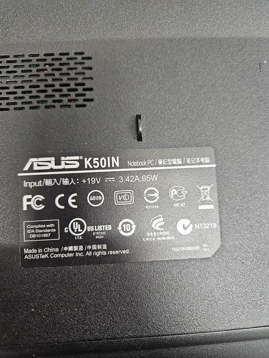 Laptop asus  15.6 inch