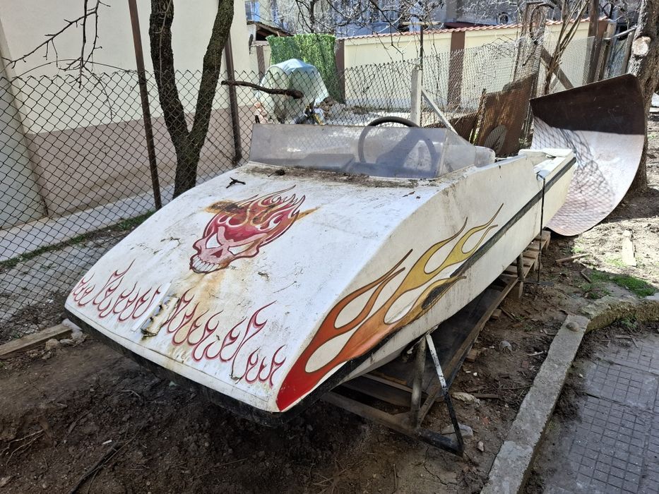 Лодка собствено производство