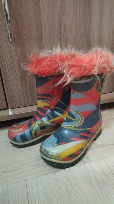 Детские резиновые сапоги