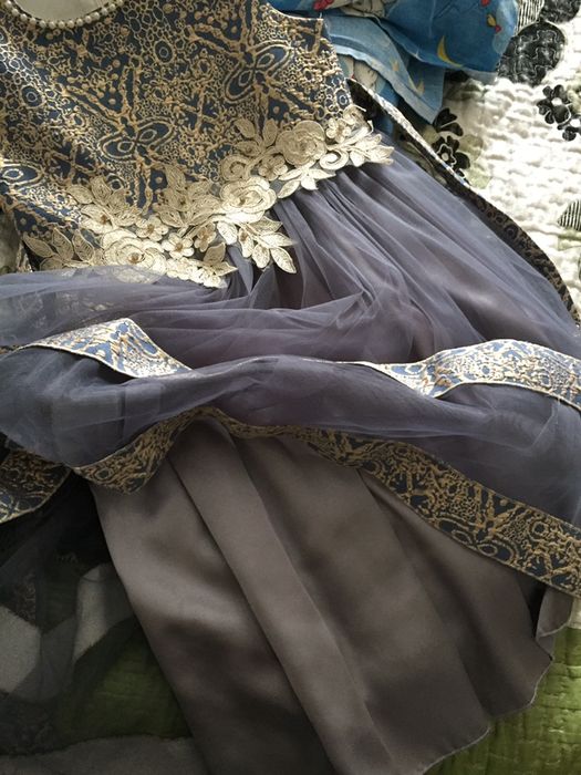 Продам платья для девочек