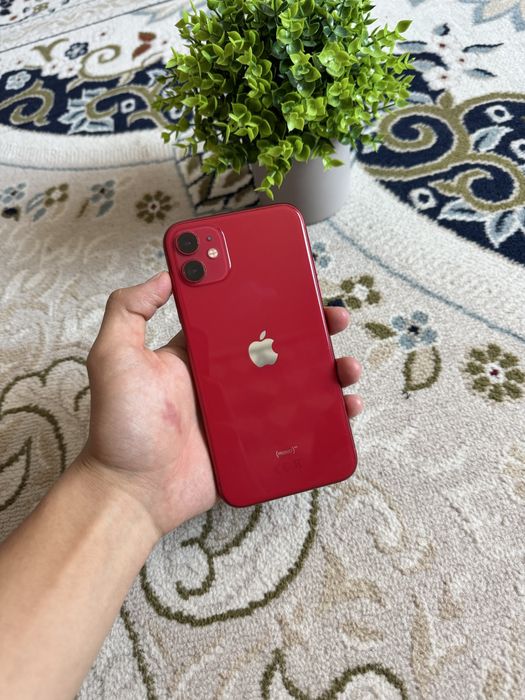 Продам iPhone 11