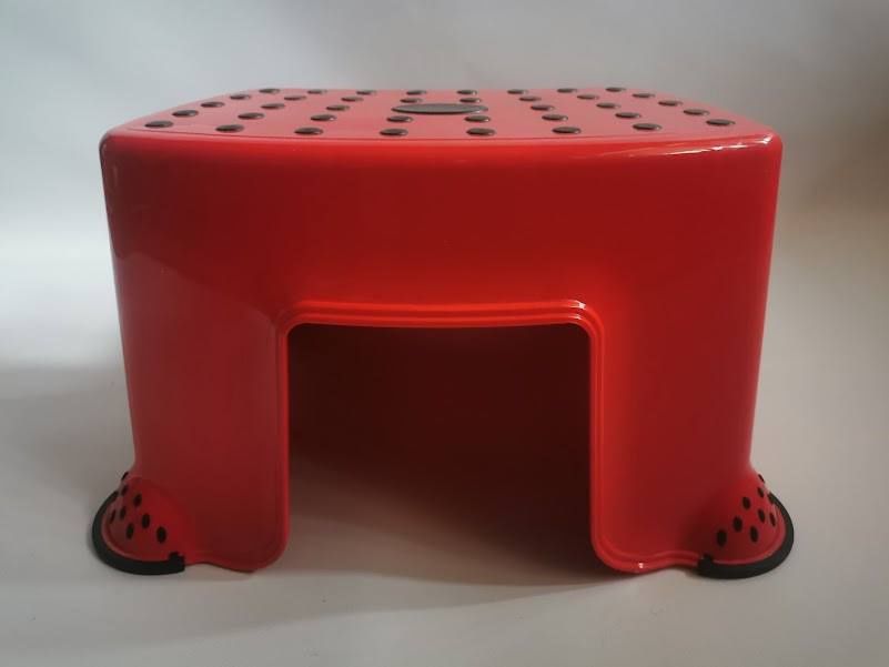 Детский стульчик - подставка табурет