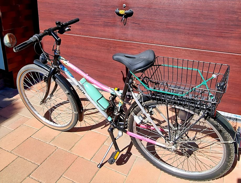 Vând bicicletă damă Puch-Butterfly.