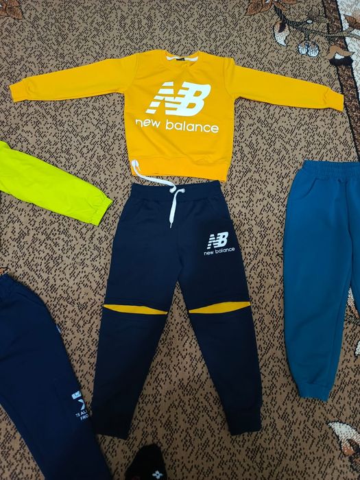 Продам куртку на мальчика