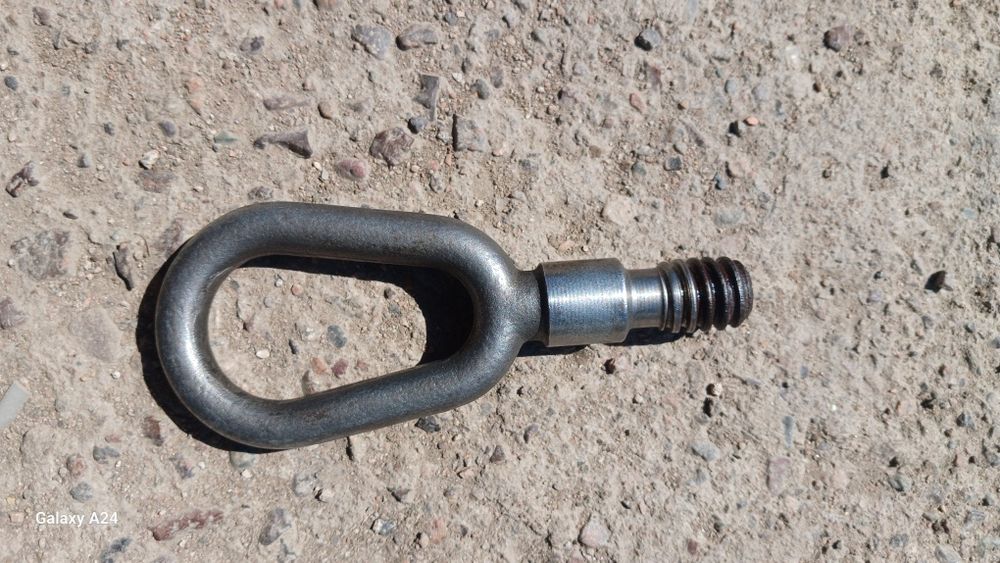 Буксировочный Крюк БМВ BMW e30, e32, e34, e36, e39