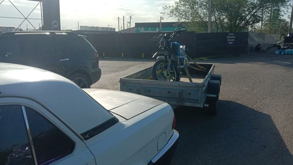 Волга с прицепом