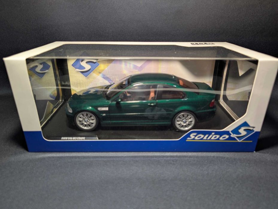 Machete Solido 1:18 BMW