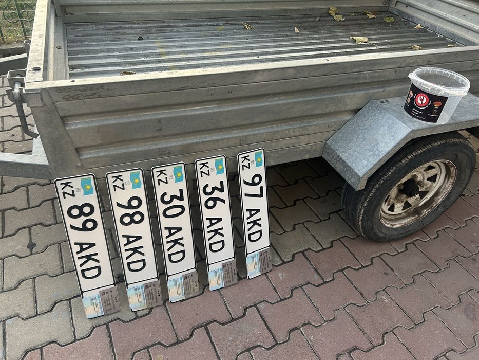 Прицеп легковой с доками