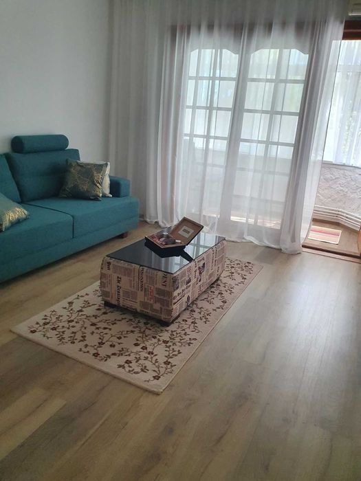 Apartament 3 camere de inchiriat