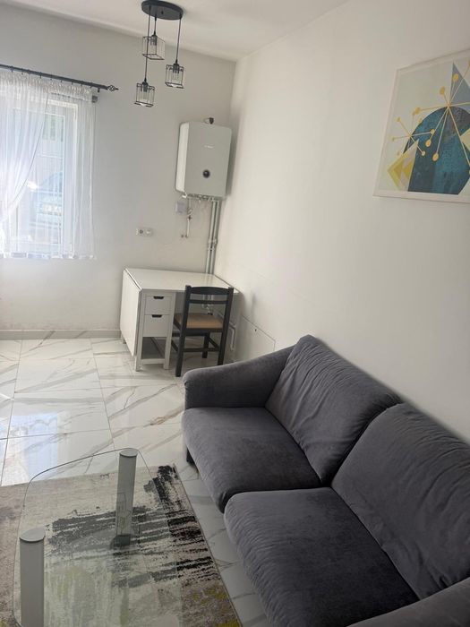 Închiriez apartament cu 2 camere, complet utilat, bloc nou