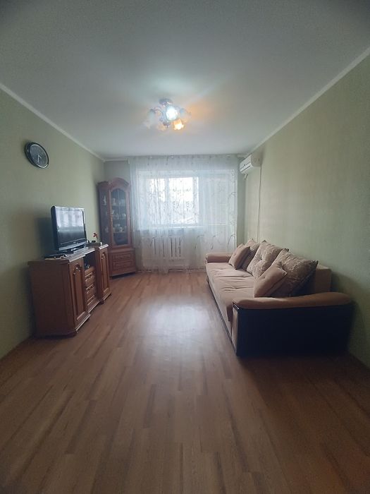 Кирпич , 2 комнатная комнаты раздельные