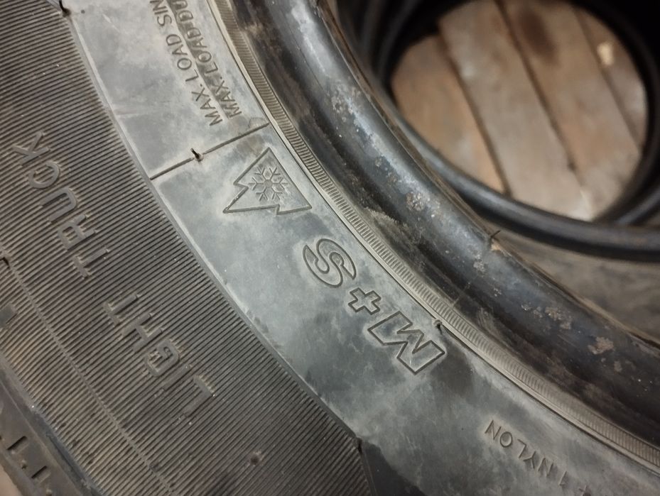Чисто нови зимни гуми
