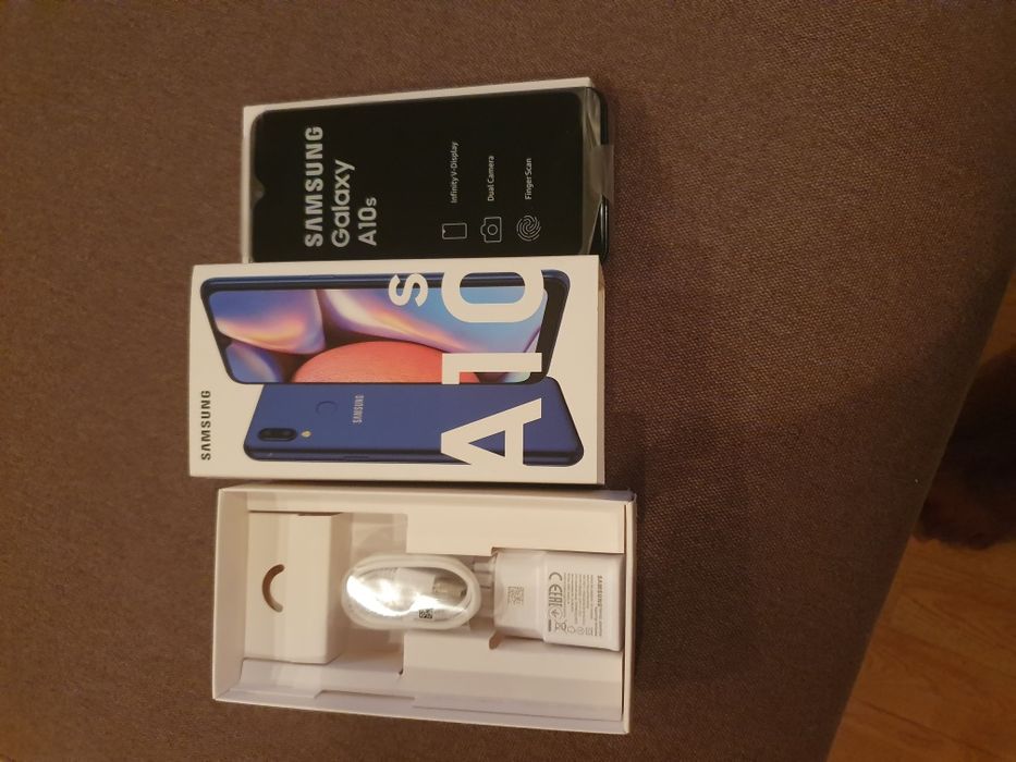 Продам Самсунг А10s новый обмен .