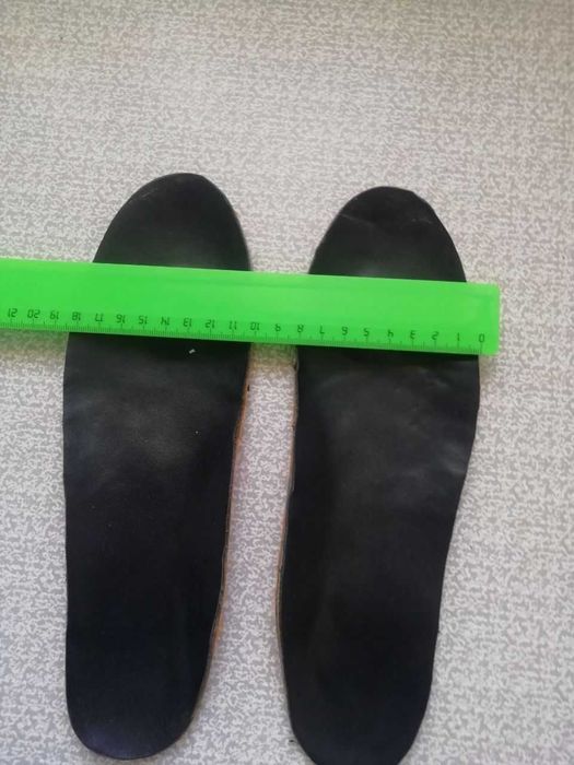 Стельки ортопедические взрослые и детские.