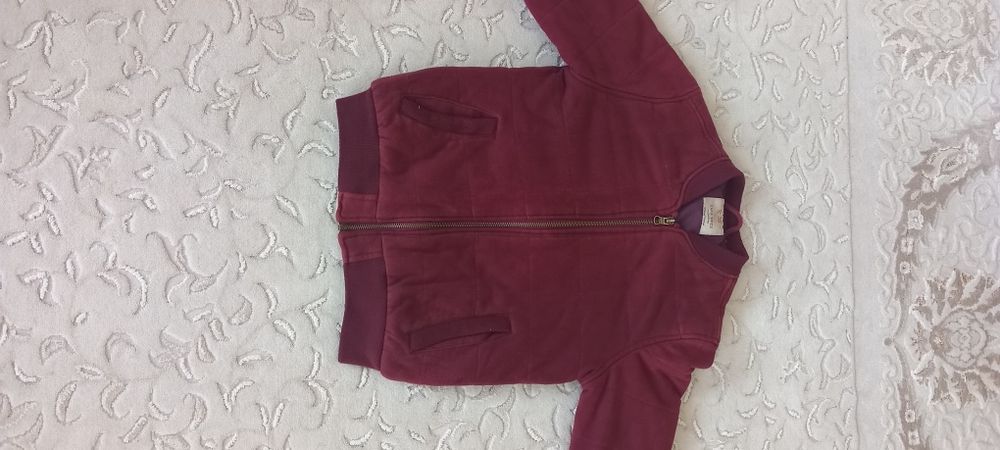 Запазено яке Zara