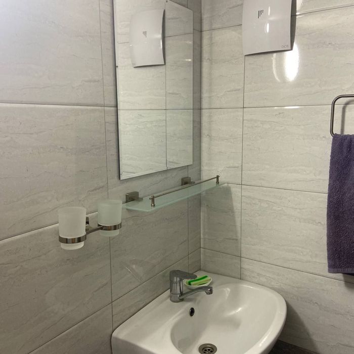 Аренда 2х ком на Бадамзаре , с мебелью и техникой