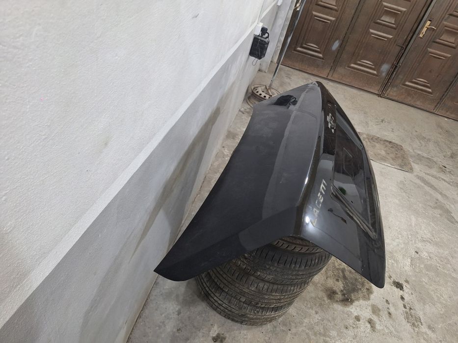 Lasetti jentra bagaj radnoy