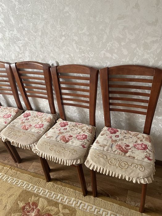 Стулья для гостиной