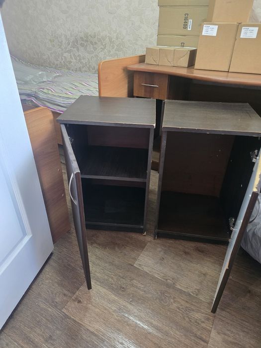 Продам две тумбочки