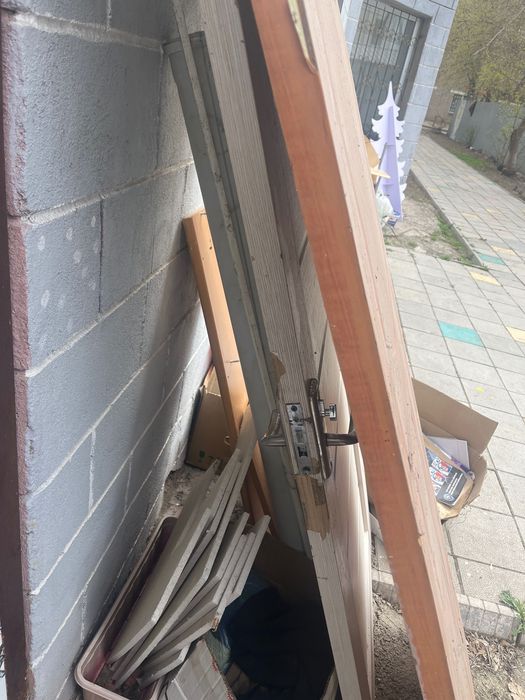 Отдам даром двери