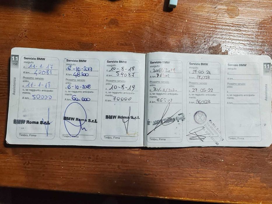 BMW R 1200GS Rallye DOHC 2012 Carte service - Evacuare  “AKRAPOVIC