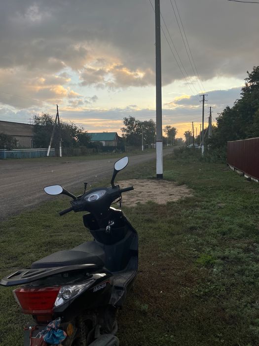 Срочно продаю скутер 125 куб