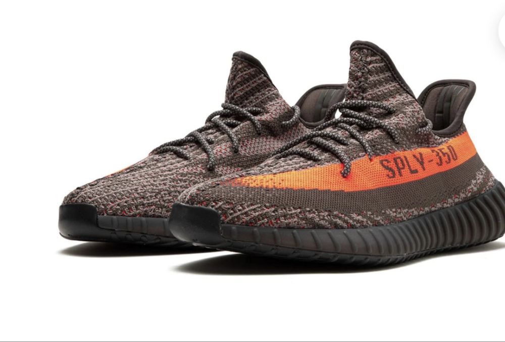 YEEZY 350 V2 carbon beluga