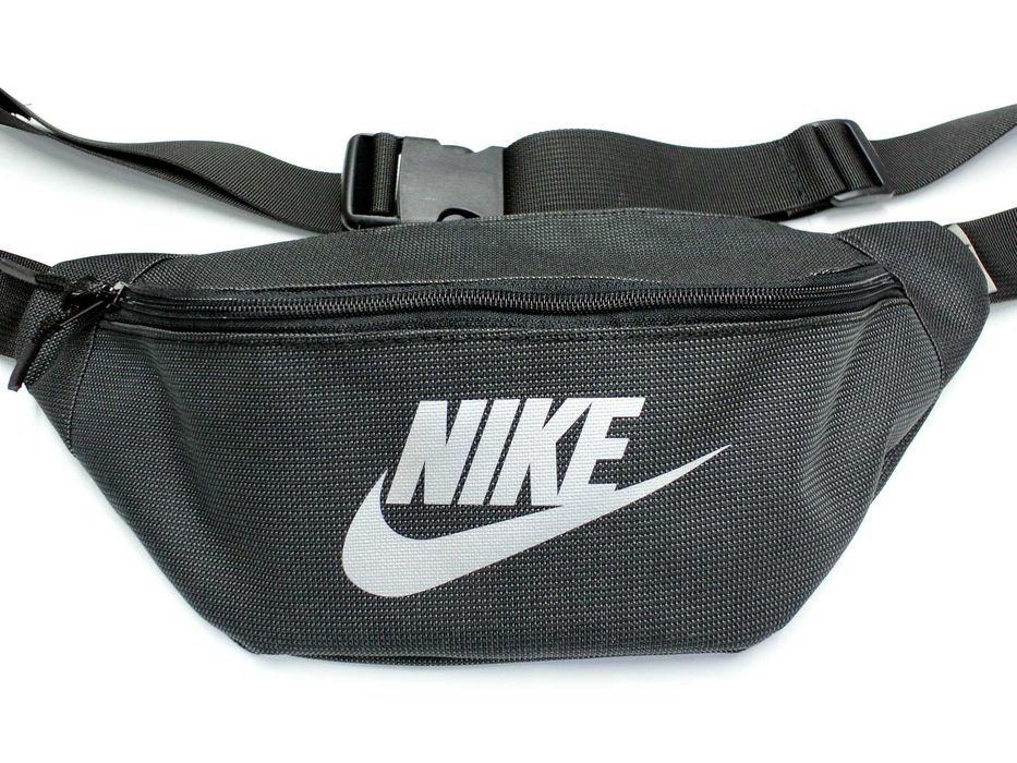 Чанта NIKE оригинална h20