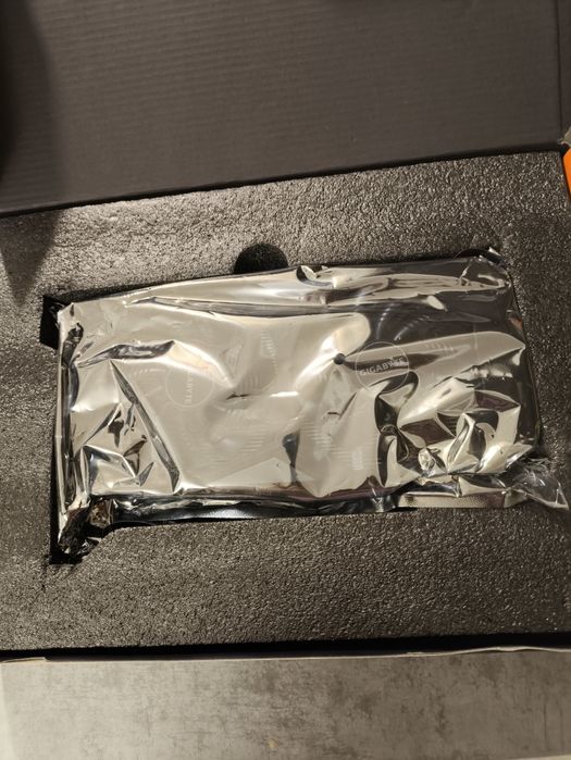 Продам видеокарту