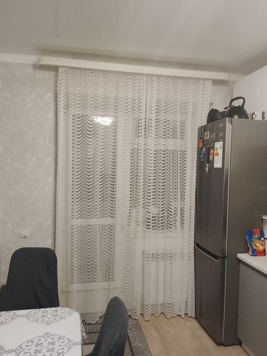 Продам тюль на кухню