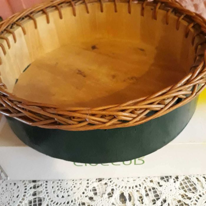 Панер дървен с плетка