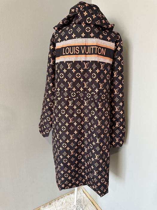 Дамска връхна дреха, LOUIS VUITTON