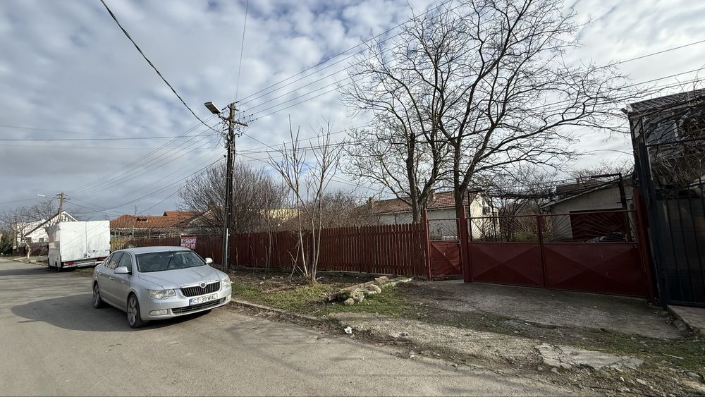 De Vanzare Teren+Casa