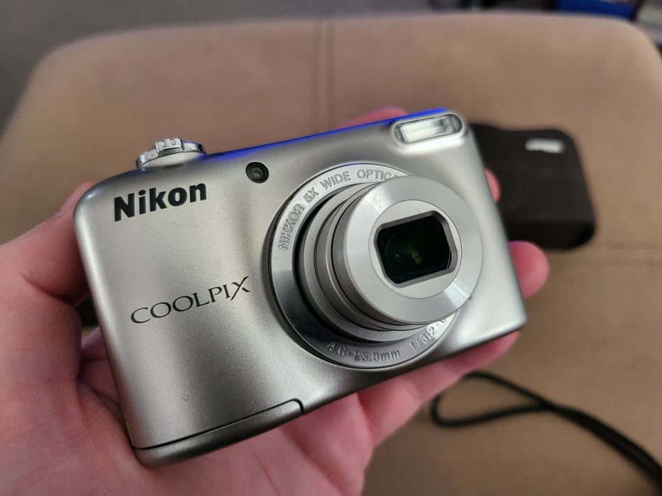 Два Canon-а и един Nikon комплект