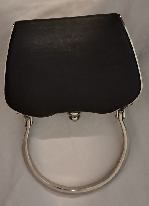 Нова чанта, вечерна, тип Ябълка, черна