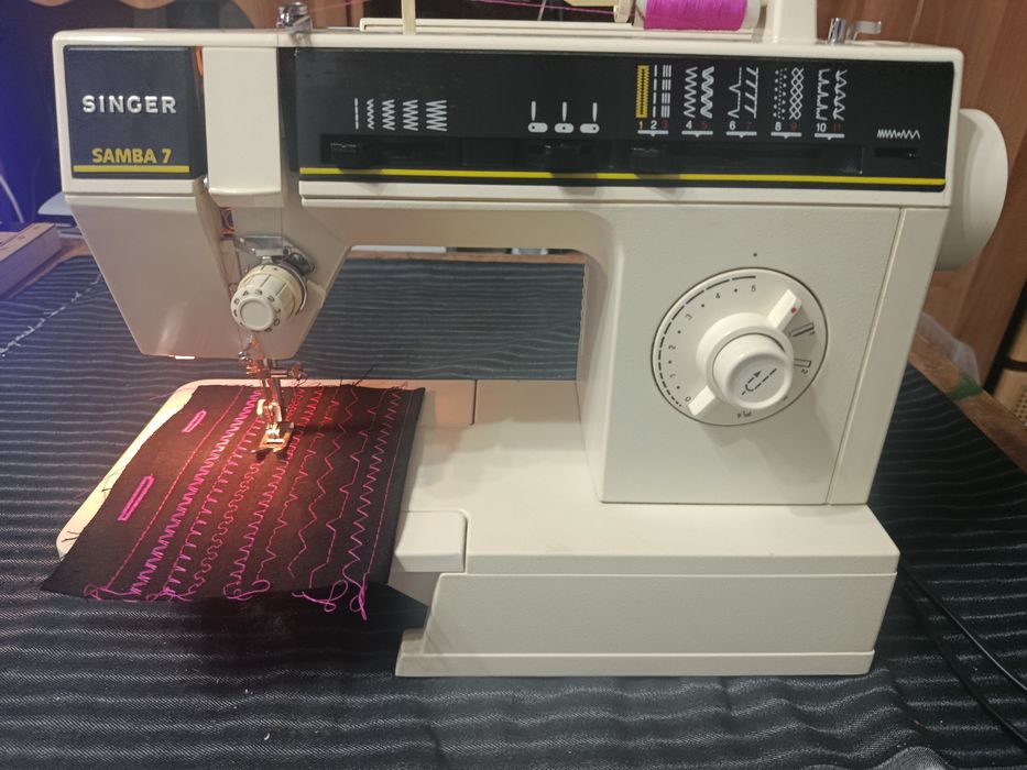 Mașina cusut Singer Samba 7 metal