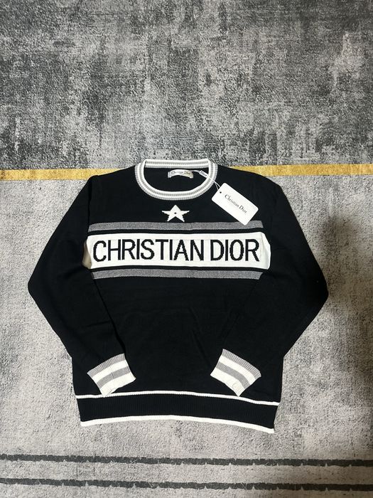 Стильные  брендовые джемперы