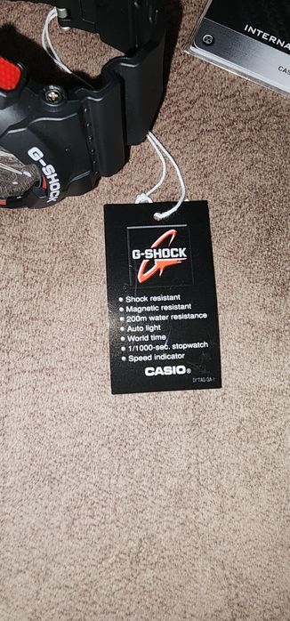 Срочно продаю часы фирмы CASIO