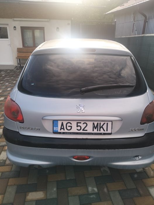 Vând Peugeot 206,1.4 hdi an fab 2004