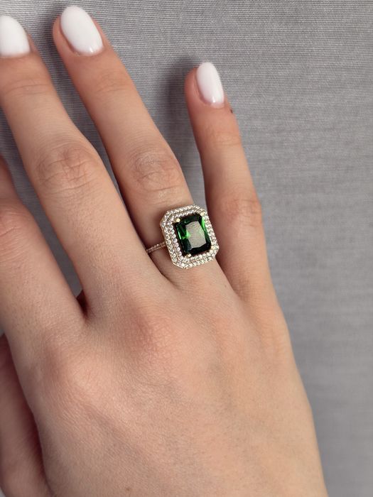 Inel de aur 14k cu piatra verde