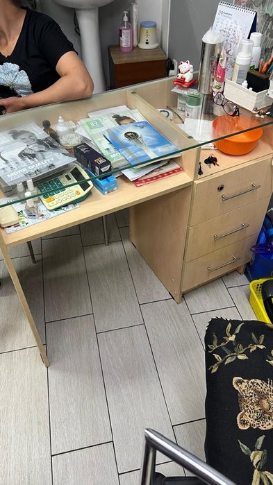 Столы маникюрные,5 шт