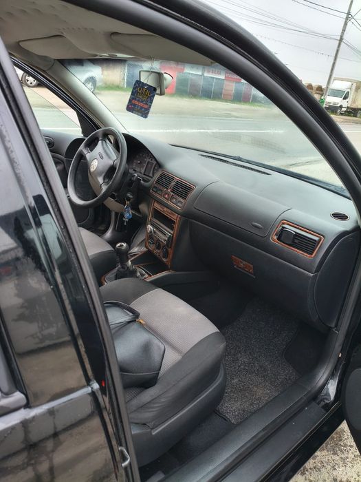 Golf 4 1.4 16 V benzină