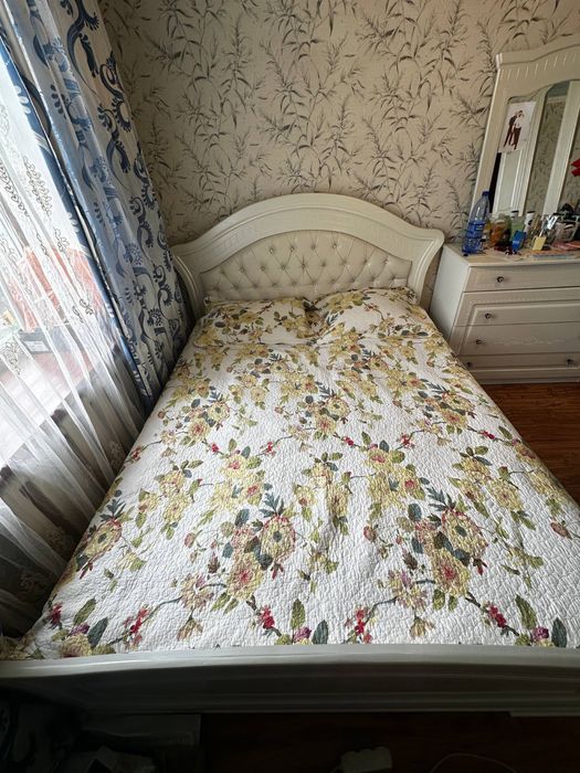 продам спальный гарнитур